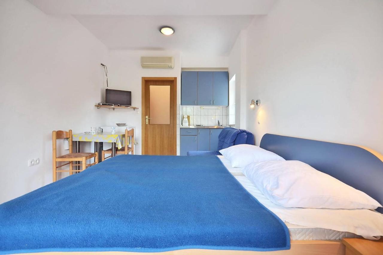 Omis - Michy Apartments Экстерьер фото
