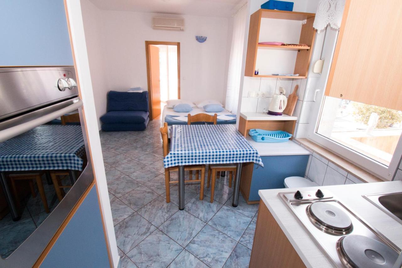 Omis - Michy Apartments Экстерьер фото